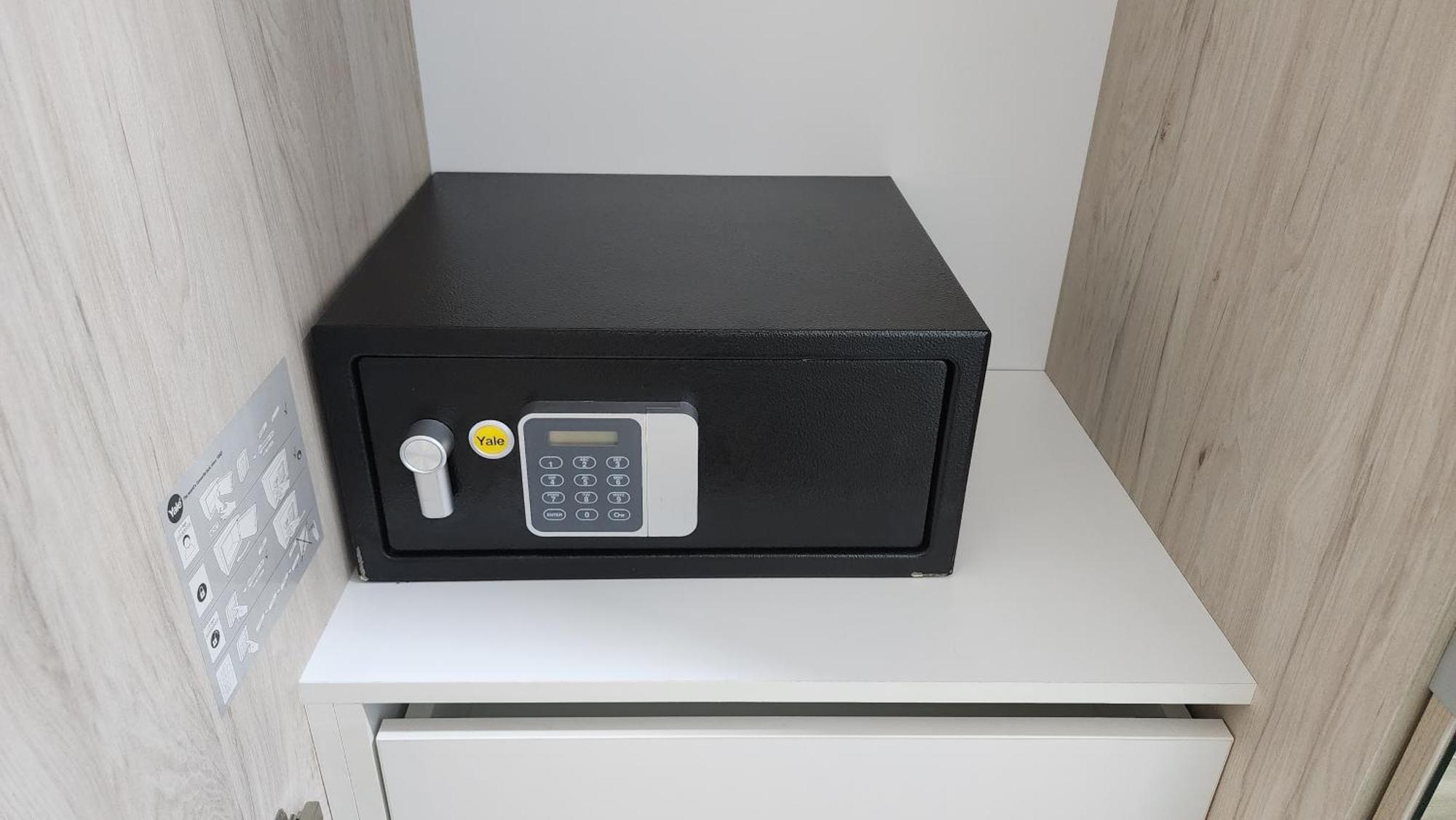Central Chic Otopeni - Self Check-In, Netflix, Hbo Max Zewnętrze zdjęcie